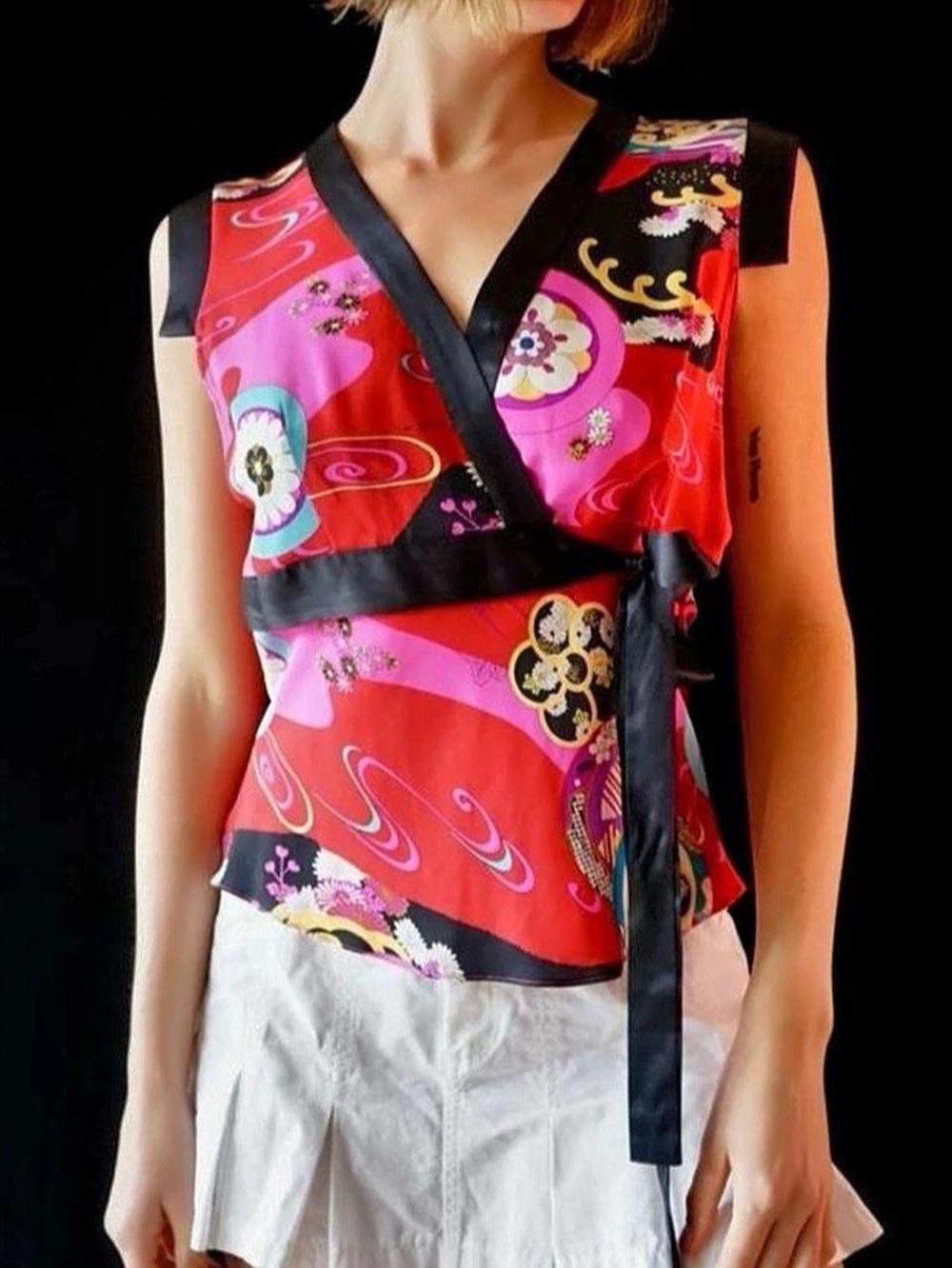Single Patterned Blouse in Red & Pink